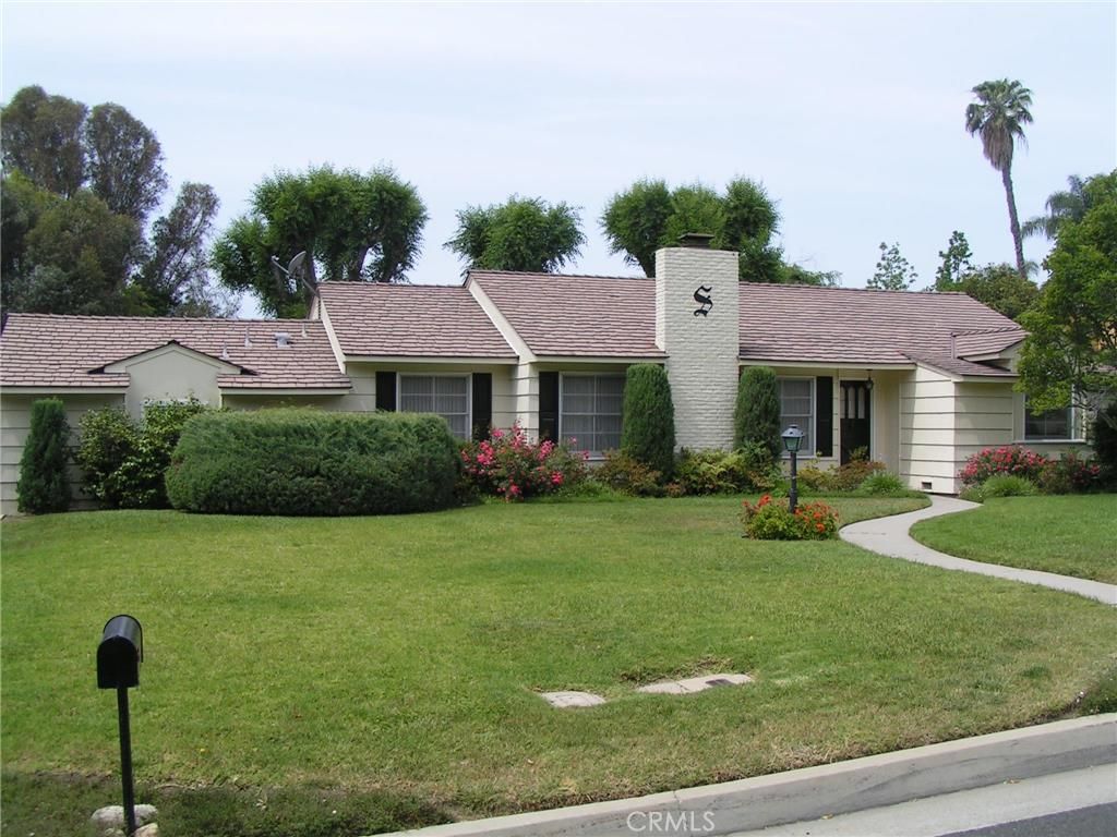listing image 130723606378068039316