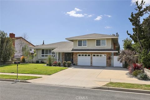13101 Laurinda Way North Tustin CA 92705