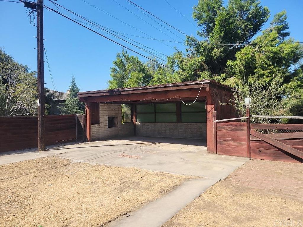 listing image 130725722026797513610