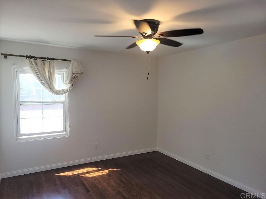 listing image 130725802076555953664