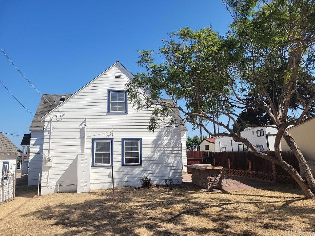 listing image 130728876936424613456
