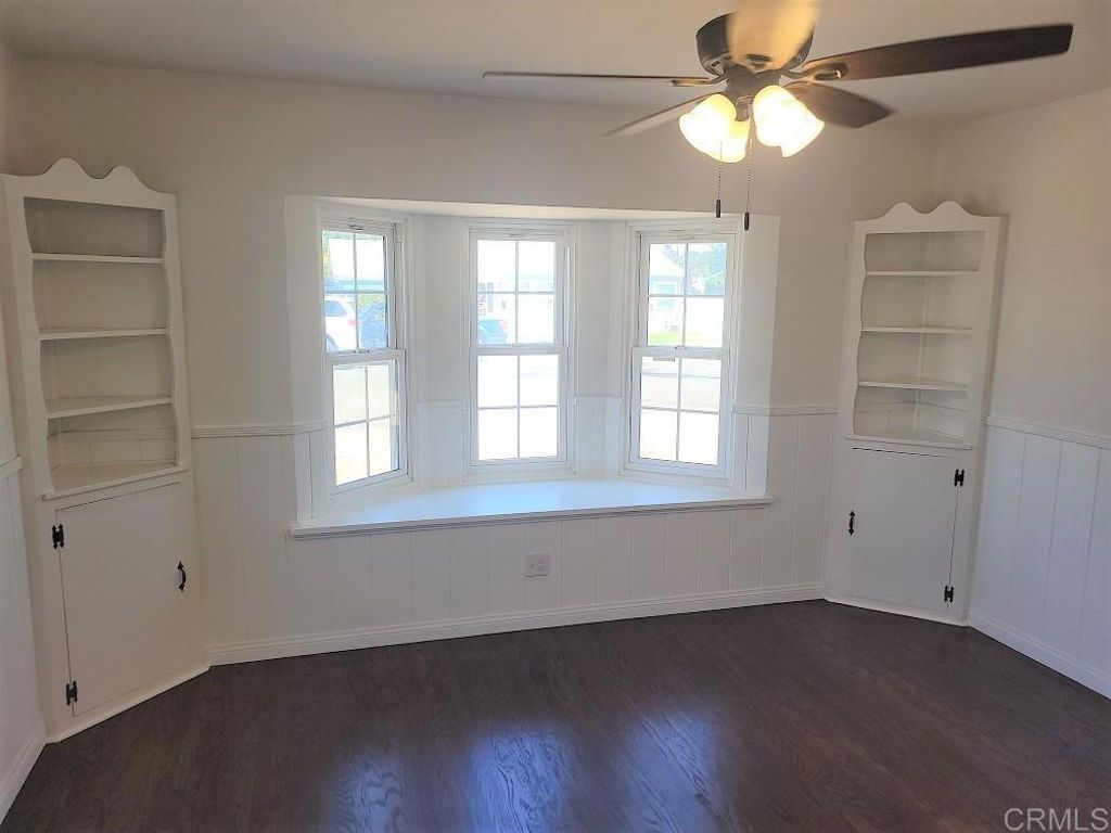 listing image 130728690864736146706