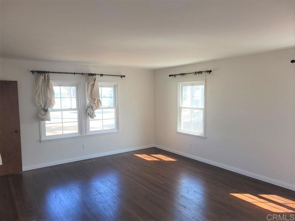 listing image 130725812837866113858