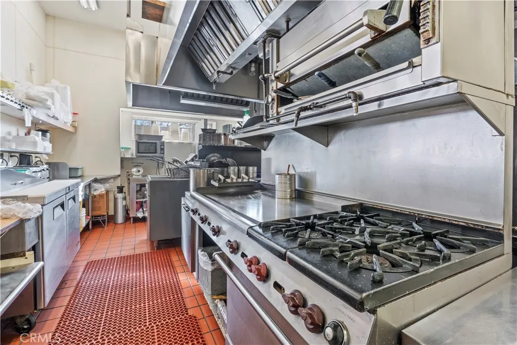 Banning, California 92220, United States, ,Commercial,Active,68407