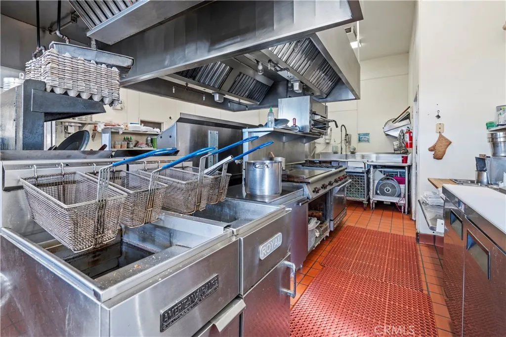 Banning, California 92220, United States, ,Commercial,Active,68407