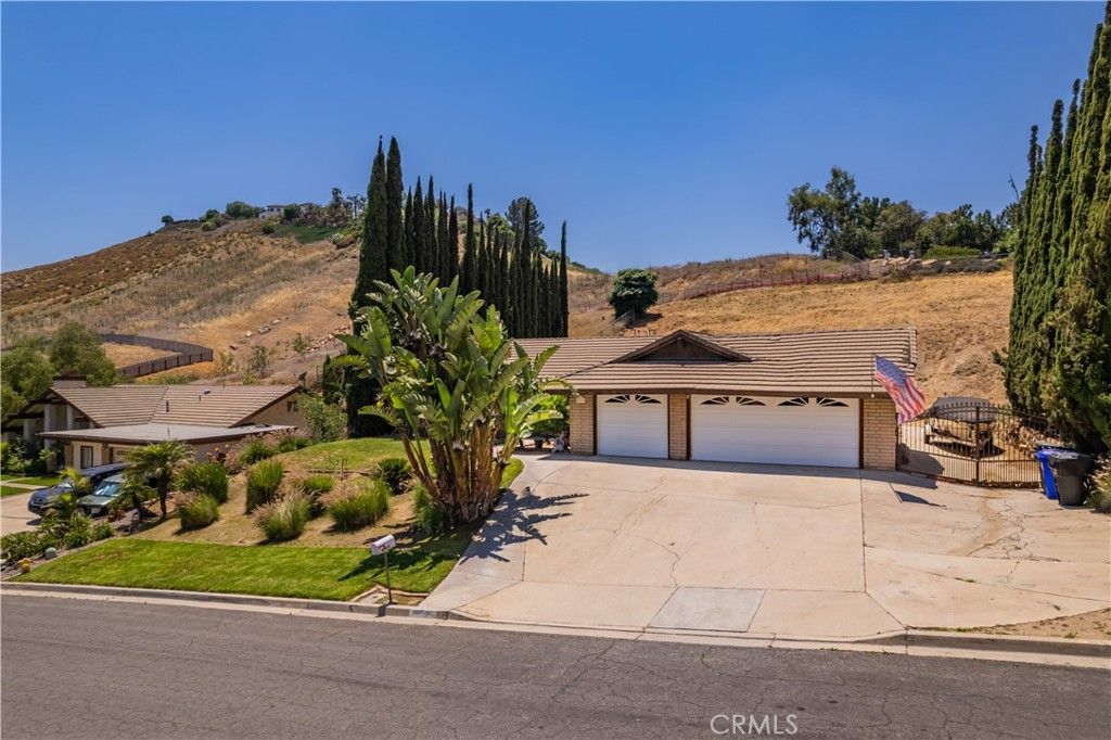 listing image 130723908337882044009