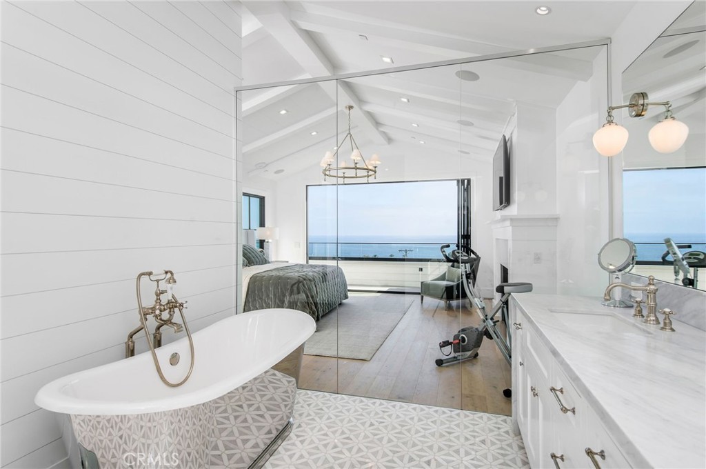 North Laguna (NL) - Residential