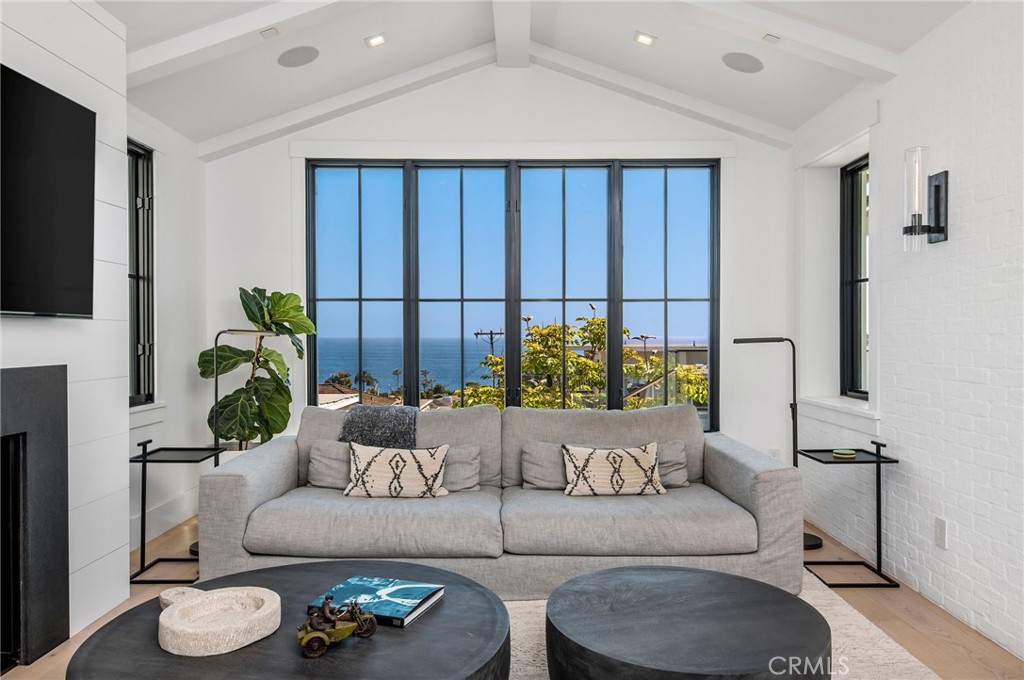 North Laguna (NL) - Residential