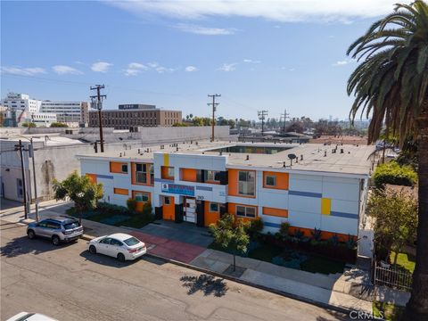 210 E 29th Street Long Beach CA 90806