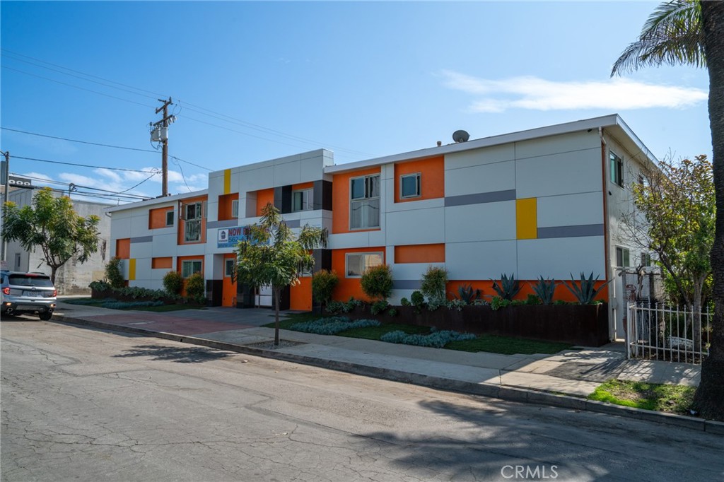 210 E 29th Street
