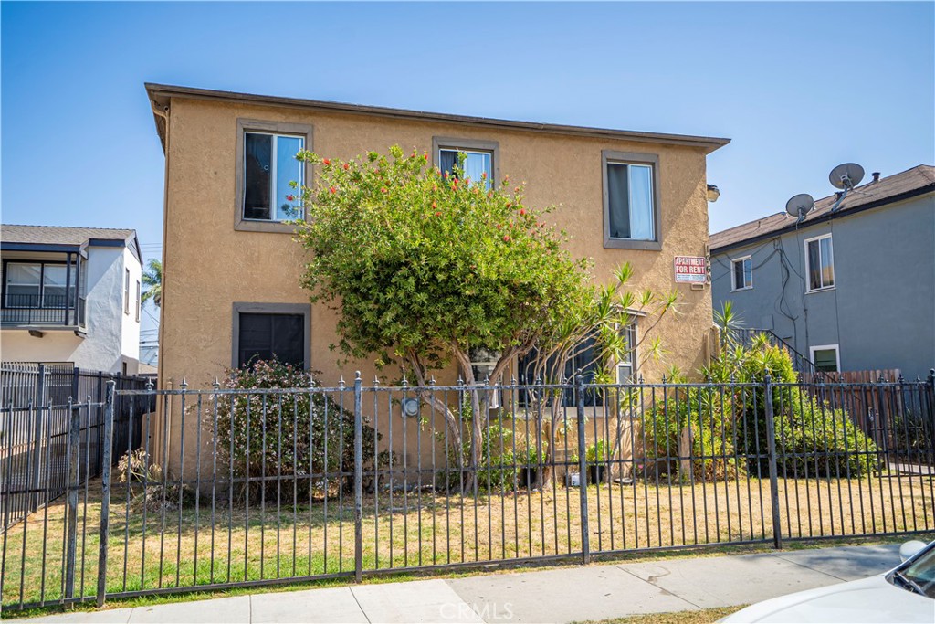 1960 Cedar Avenue