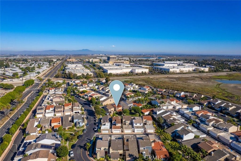 listing image 130723534993811650798