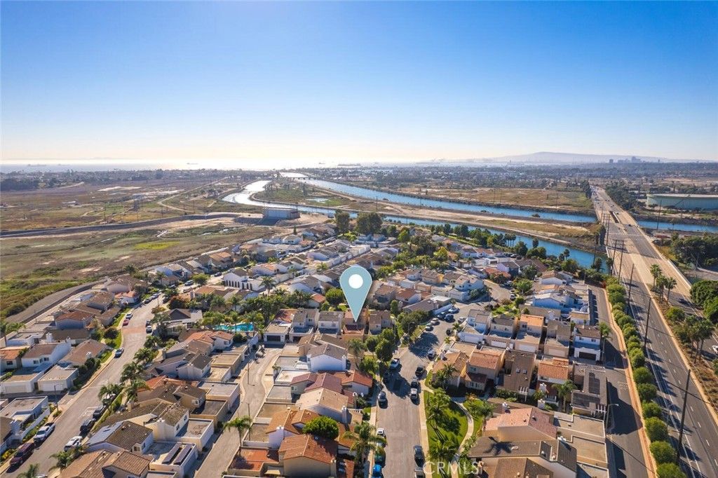 listing image 130724154973160385103