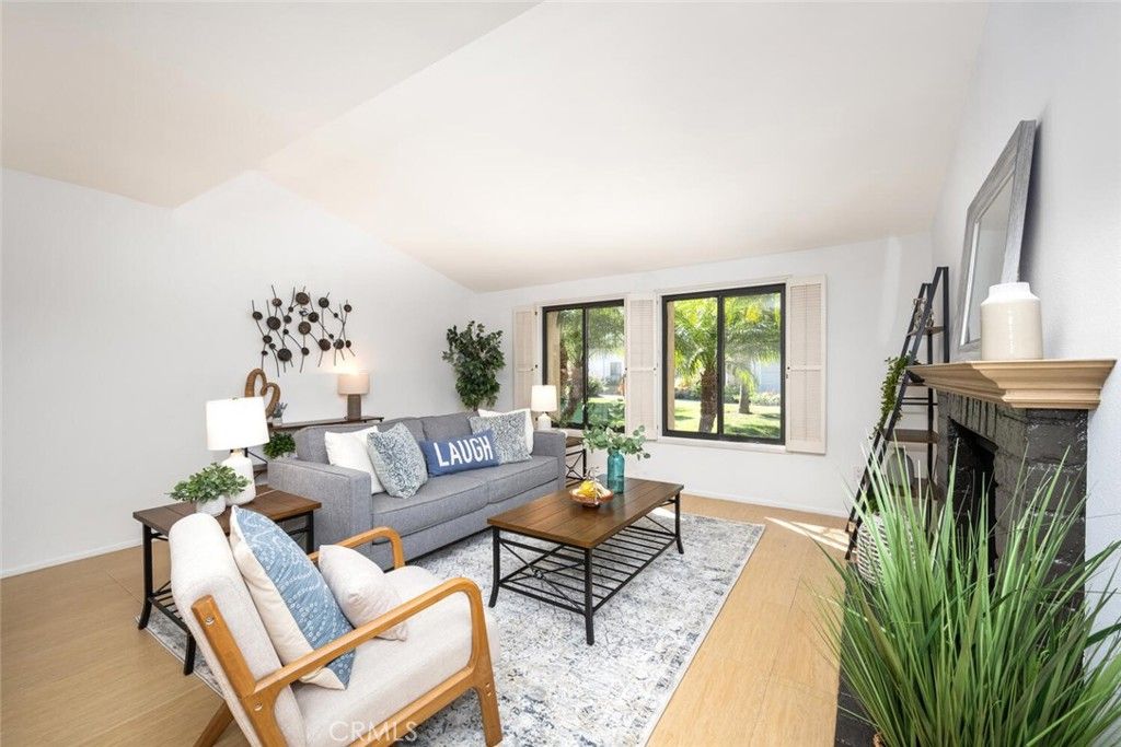 listing image 130726110521817308937