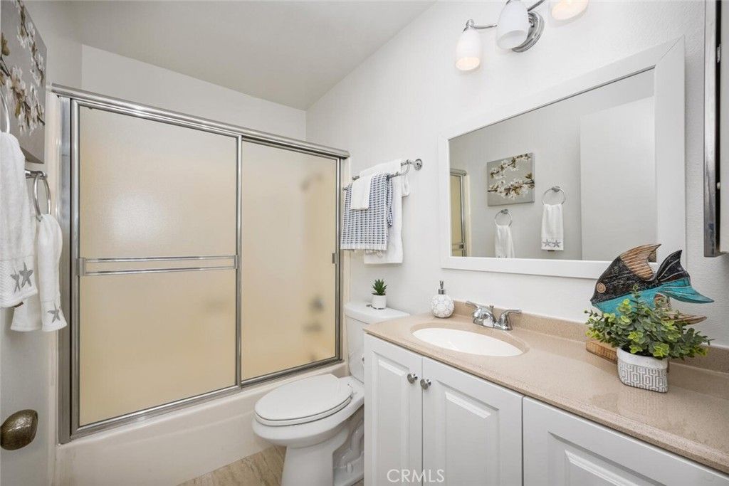 listing image 130722390786270657034