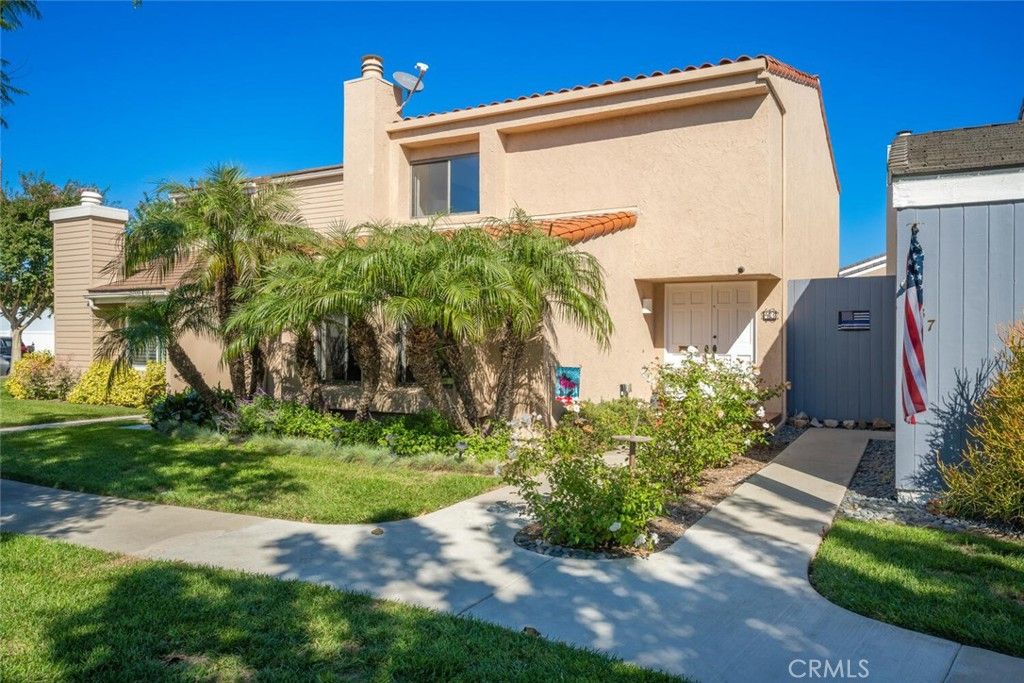 listing image 130724665245982119927