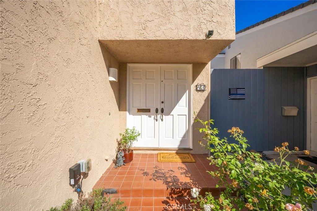 listing image 130722727927010424843