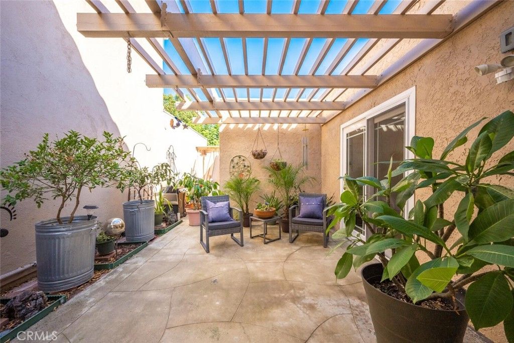 listing image 130726060538024110781