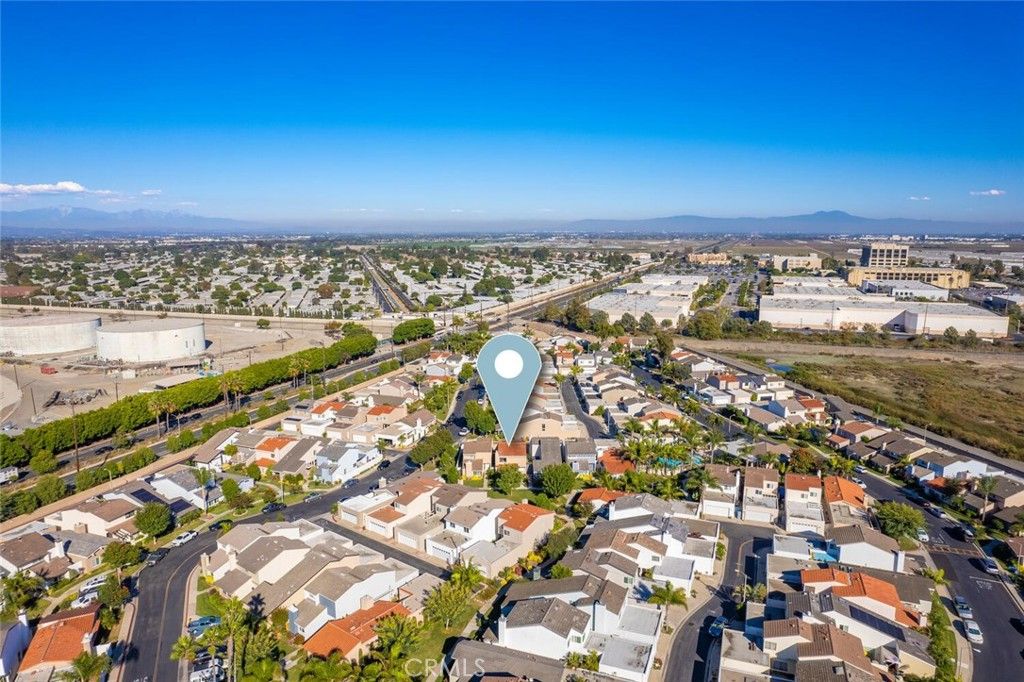 listing image 130726534474352722392