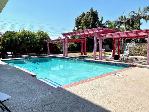 Featured picture for the property OC24145944