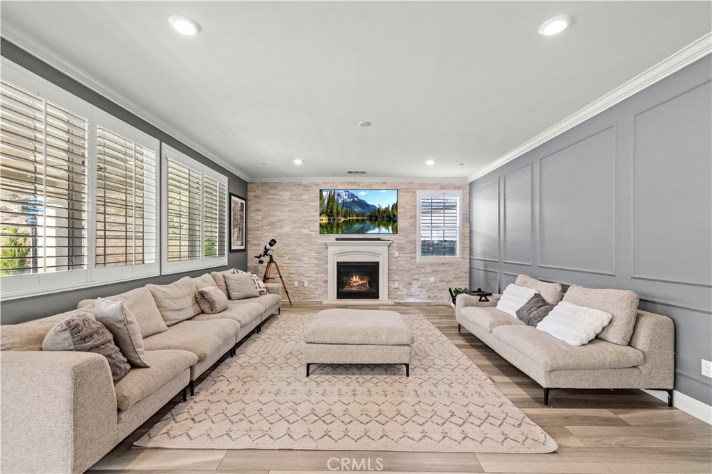 106 Redwood Grove Court