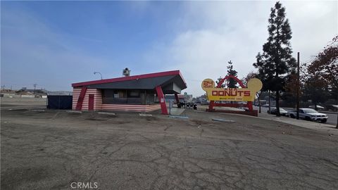 1057 E Mission Boulevard Pomona CA 91766