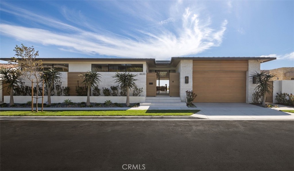 4633 Orrington Road