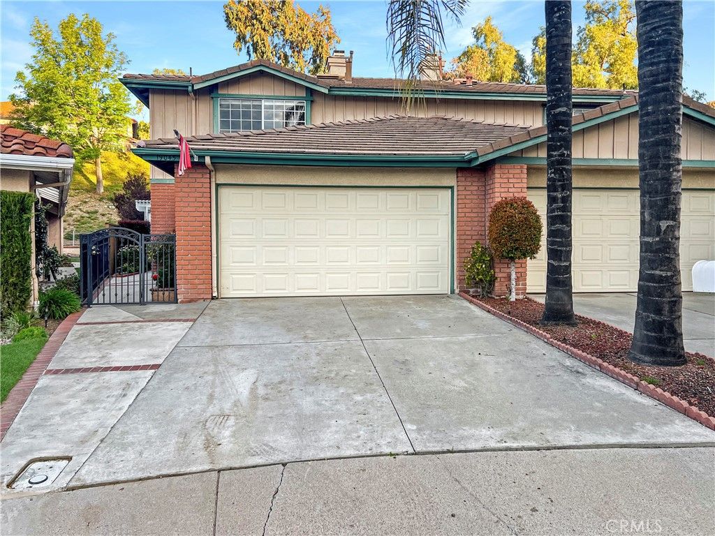 listing image 130725380025887459511