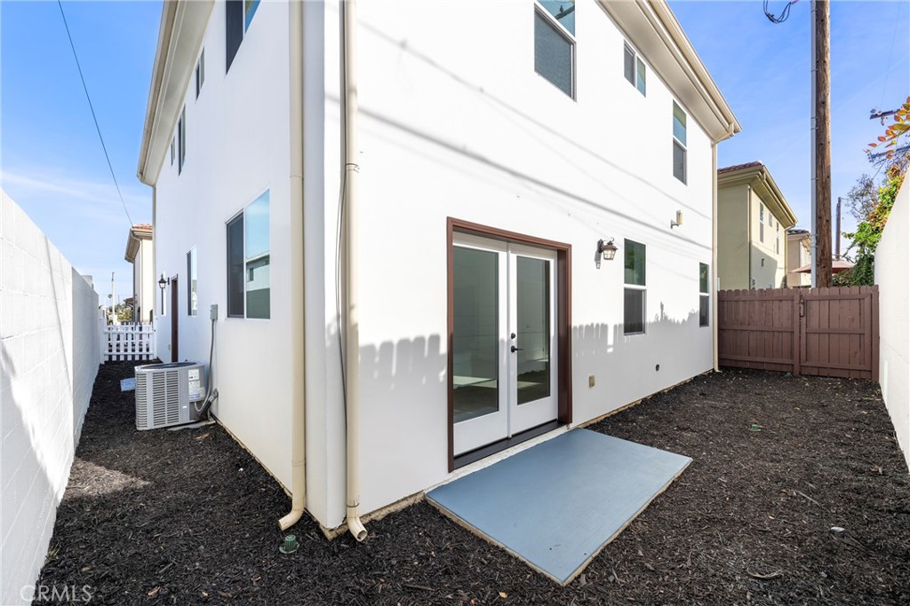 7766 liberty drive