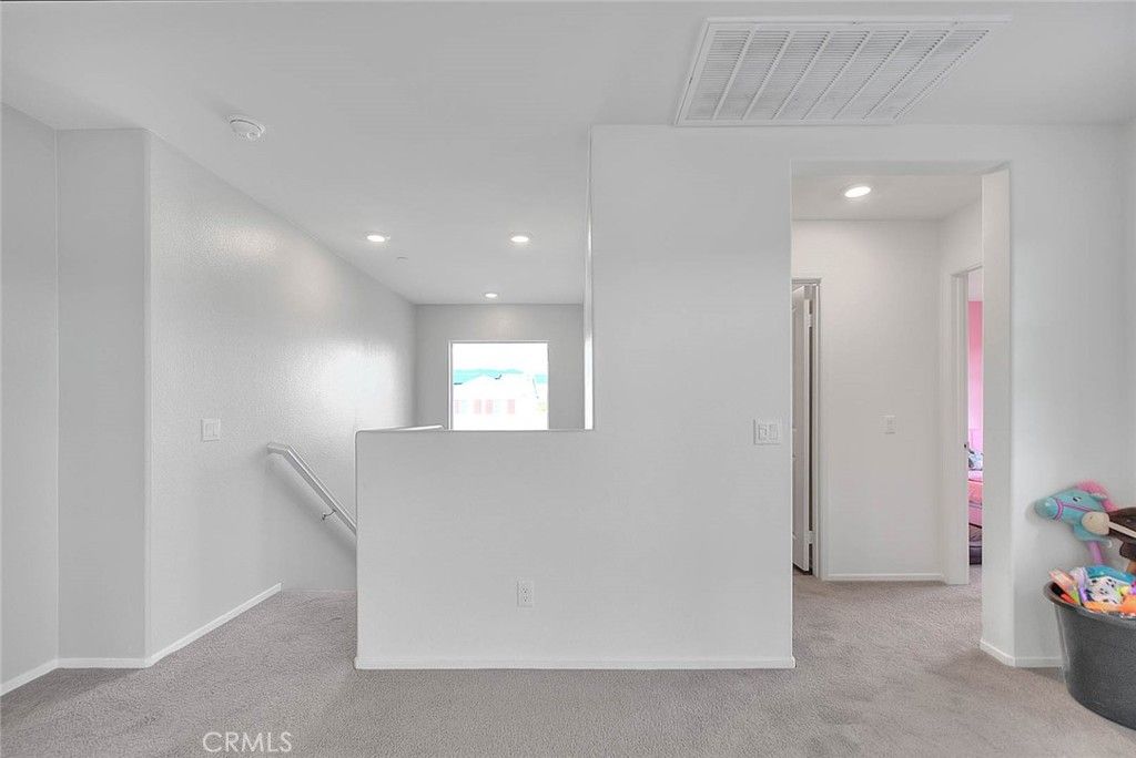 listing image 65