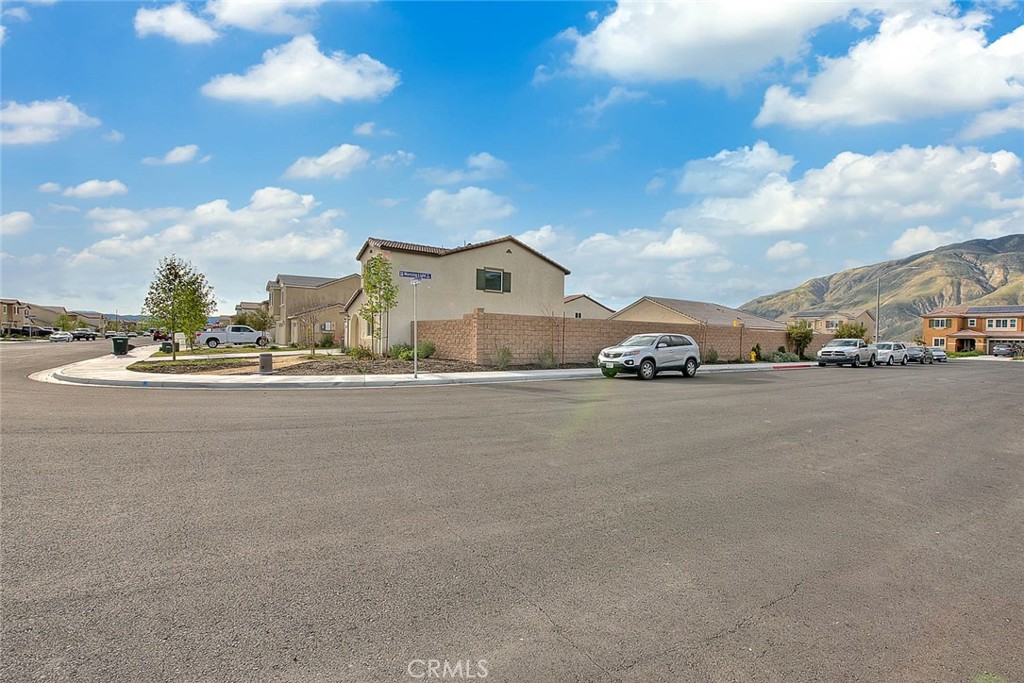 885 Canopy Ln
