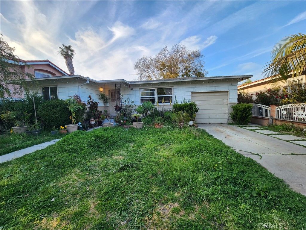 listing image 130729504738087295687