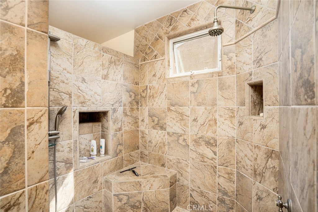 Huntington North (HNOR) - Residential Lease