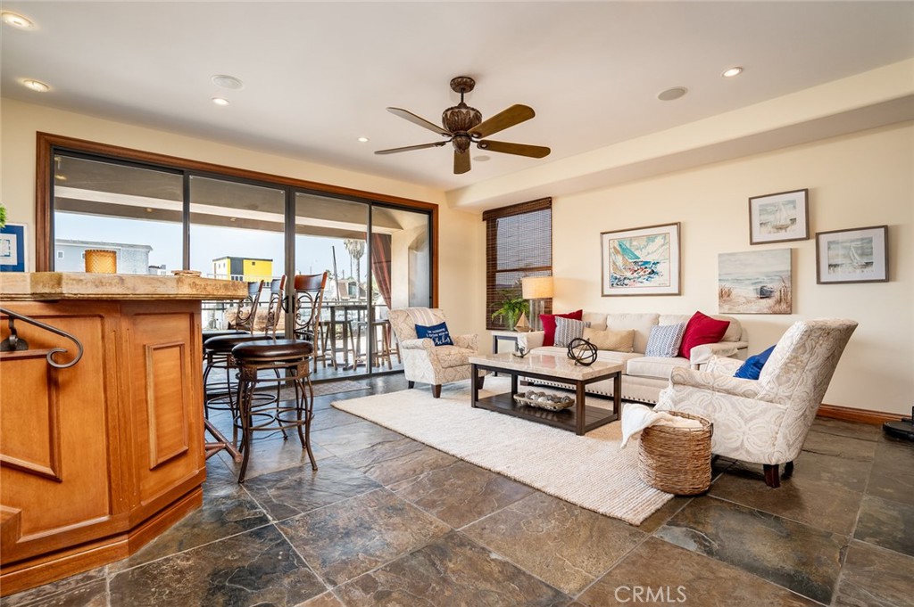 Huntington North (HNOR) - Residential Lease