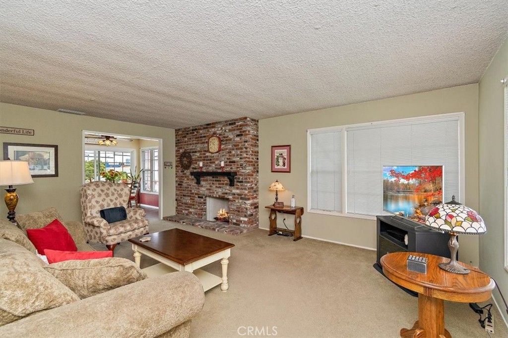 listing image 130720658474990320258