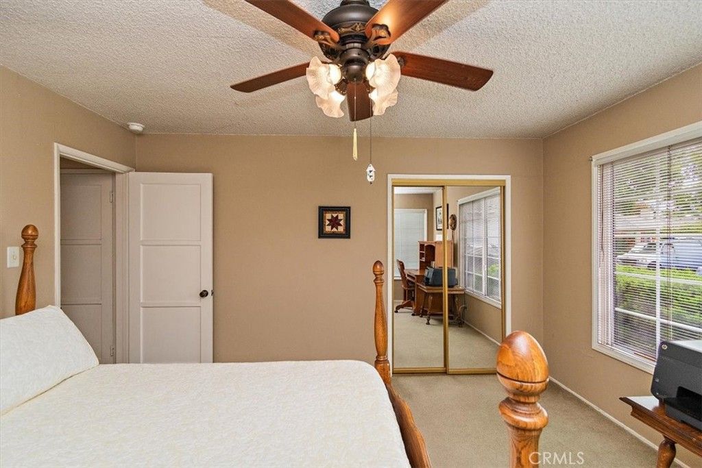 listing image 130726612162525810340