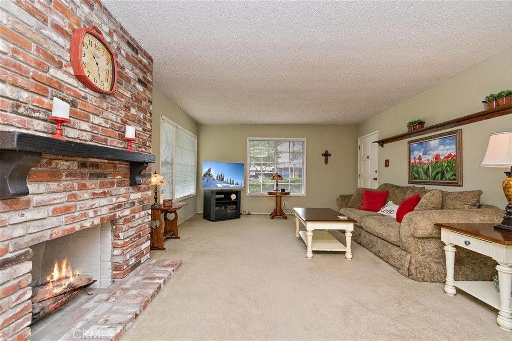 listing image 130723915651689610002