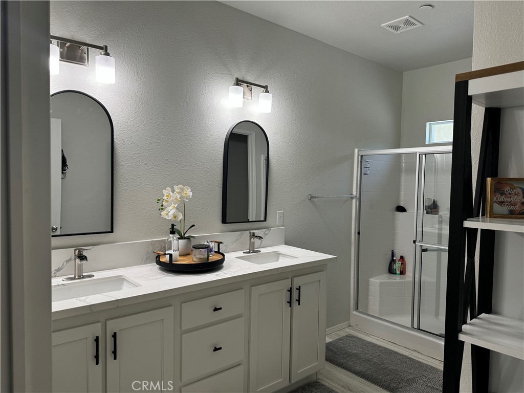 Corona, California, 92882, United States, ,3 BathroomsBathrooms,Residential,Active,1726827