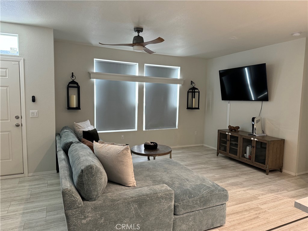 Corona, California, 92882, United States, ,3 BathroomsBathrooms,Residential,Active,1726827
