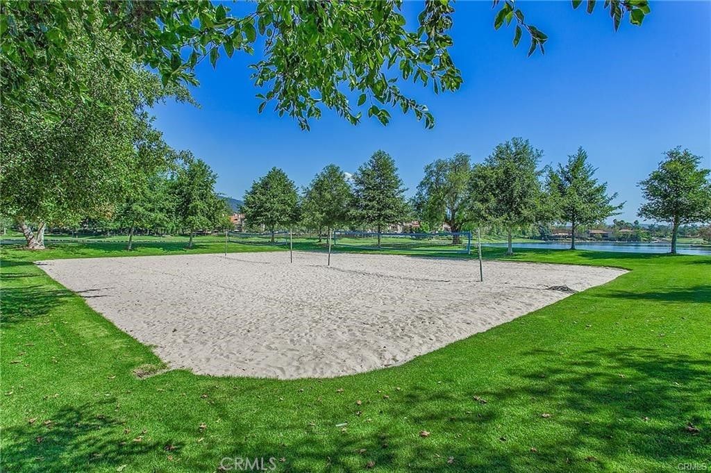listing image 130726492380925071201