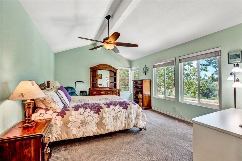 listing image 130721444868492676314