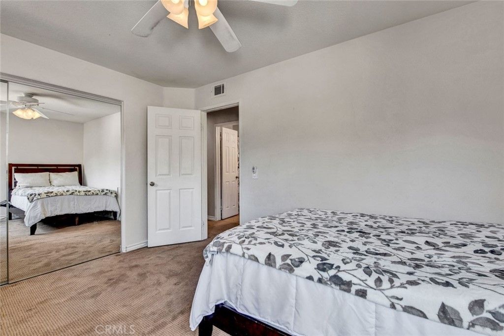 listing image 130724803186967288940