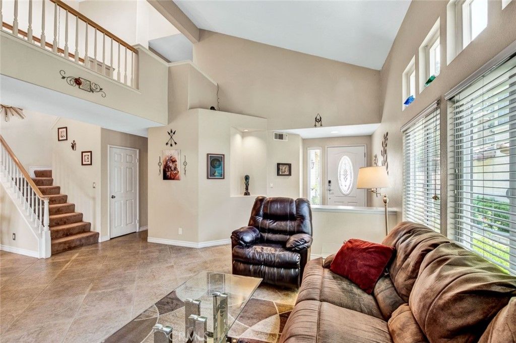 listing image 130724195156737004566