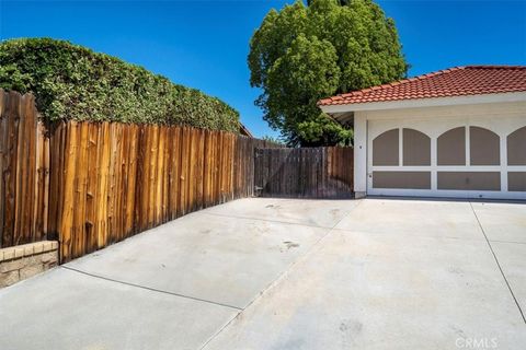 A home in Castaic