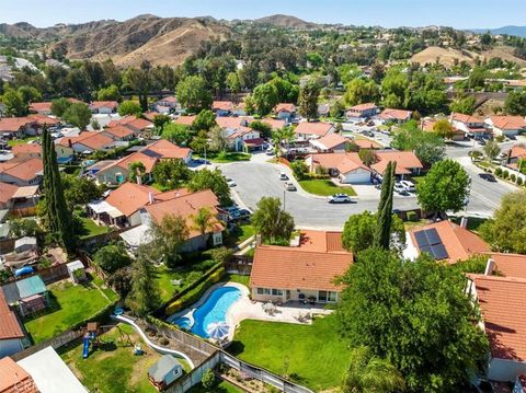 A home in Castaic