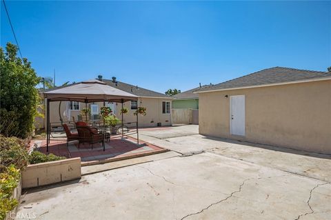 A home in Compton