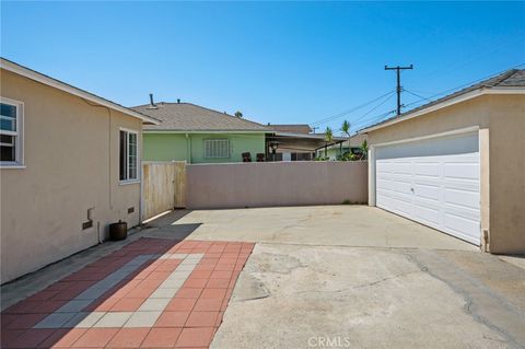 A home in Compton