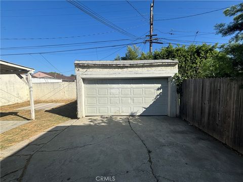 A home in Inglewood