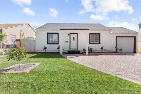 A home in Arleta