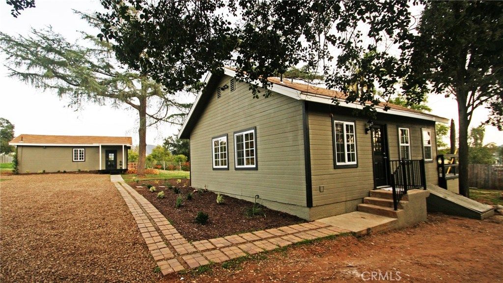 listing image 130720606420910905237